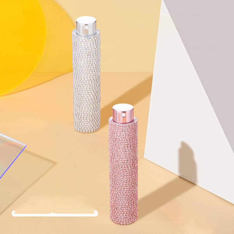 Perfume Bottle Luxurious Packa - đánh giá và giá Luxury Skincare Sets